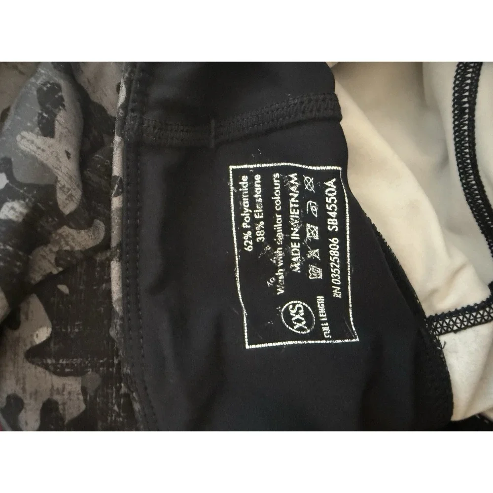 SWEATY BETTY The Power LEGGING 7/8 Length Black Gray Camo Women's Sz‎ XXS